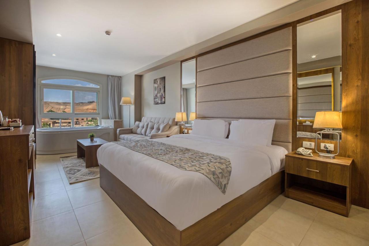 Kafret el-Gabal Nozol Pyramids Hotel And Spa מראה חיצוני תמונה